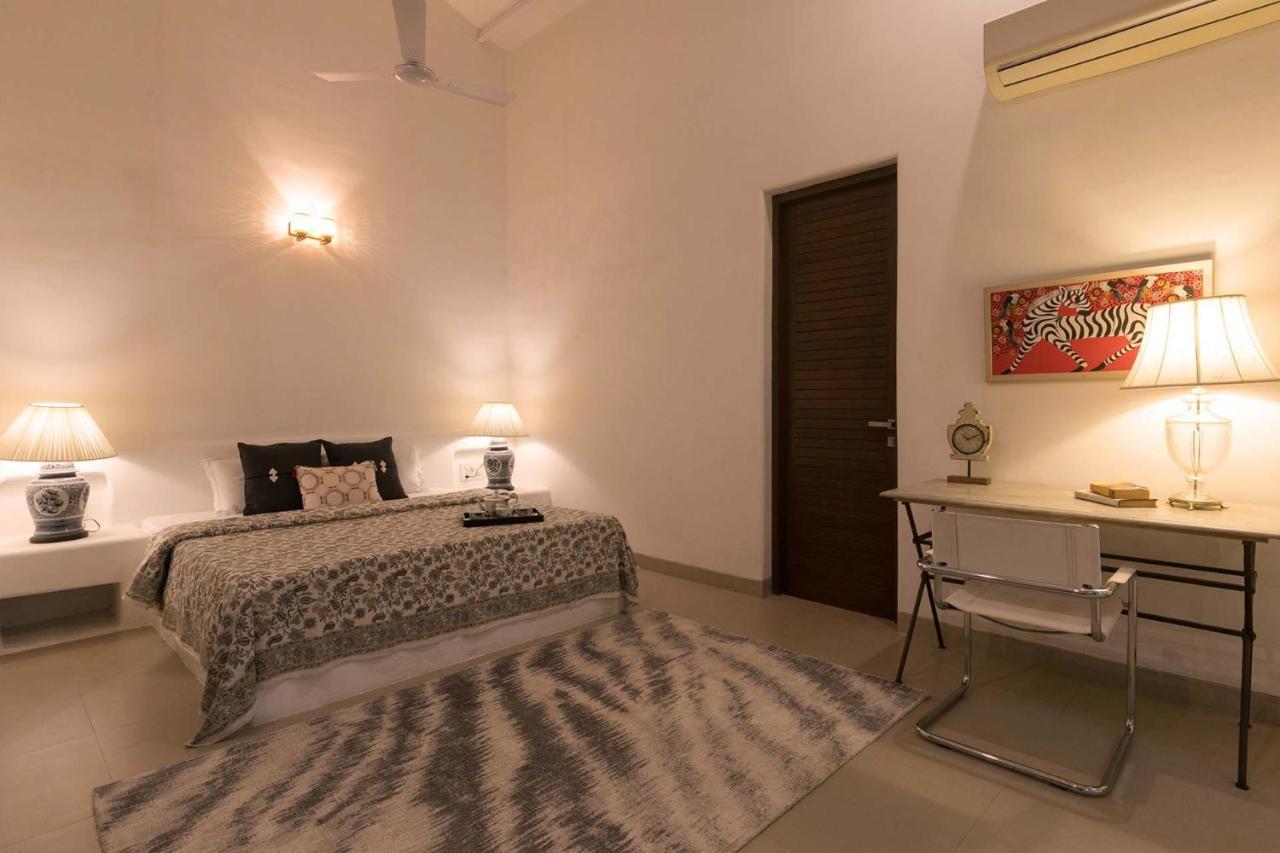 Hamptons Charm By Stayvista Luxury 5Br With Pool, Lawn & Table Tennis Alibag Exterior photo