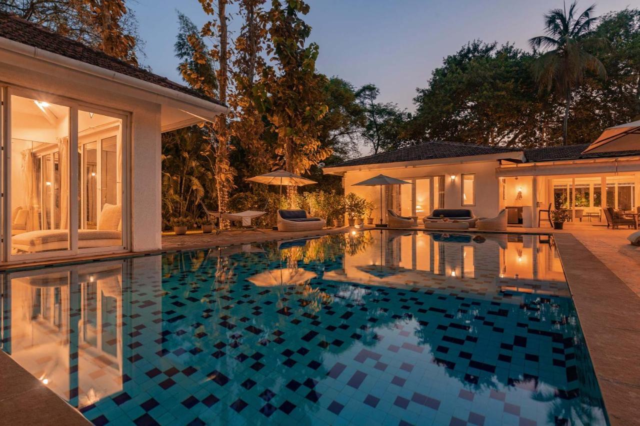 Hamptons Charm By Stayvista Luxury 5Br With Pool, Lawn & Table Tennis Alibag Exterior photo