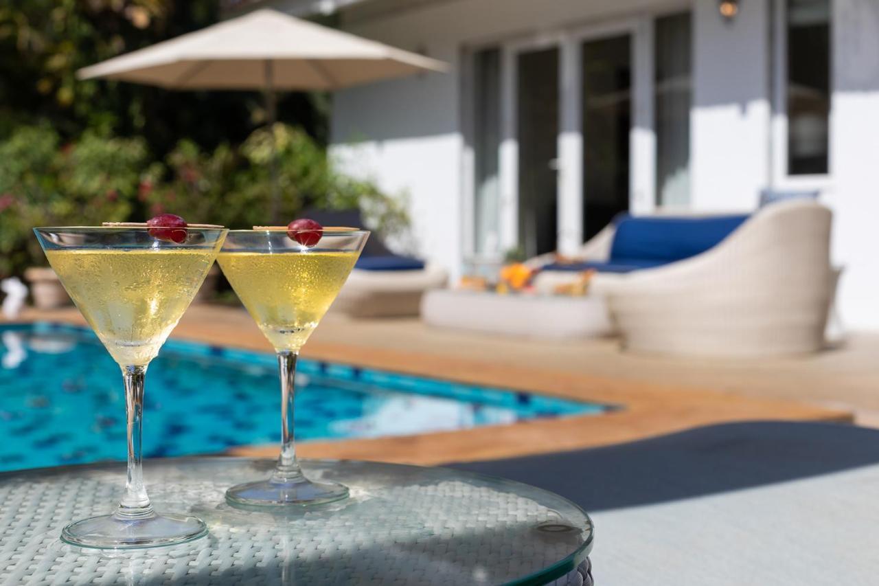 Hamptons Charm By Stayvista Luxury 5Br With Pool, Lawn & Table Tennis Alibag Exterior photo